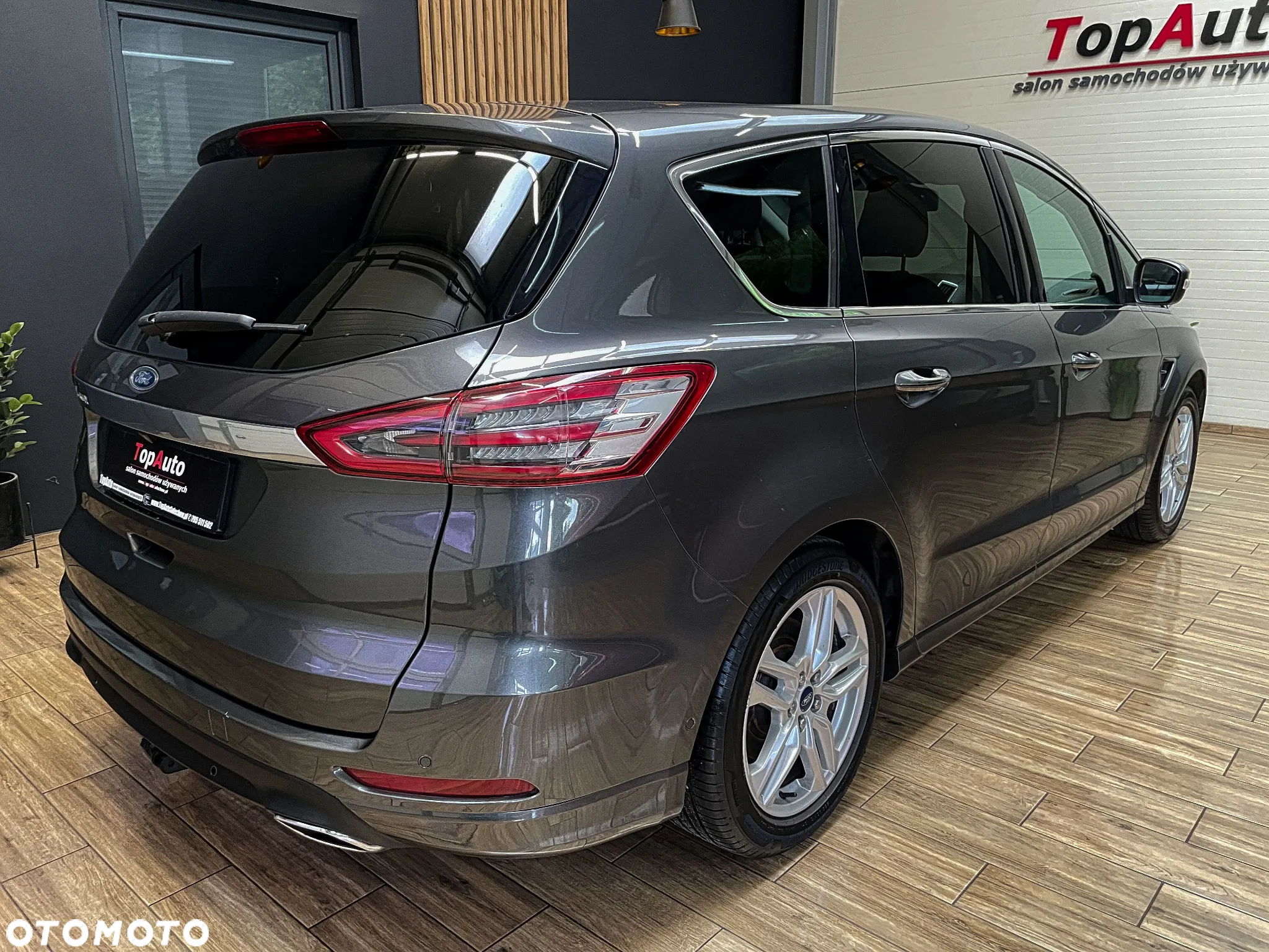 Ford S-Max 2.0 EcoBoost Titanium - 8