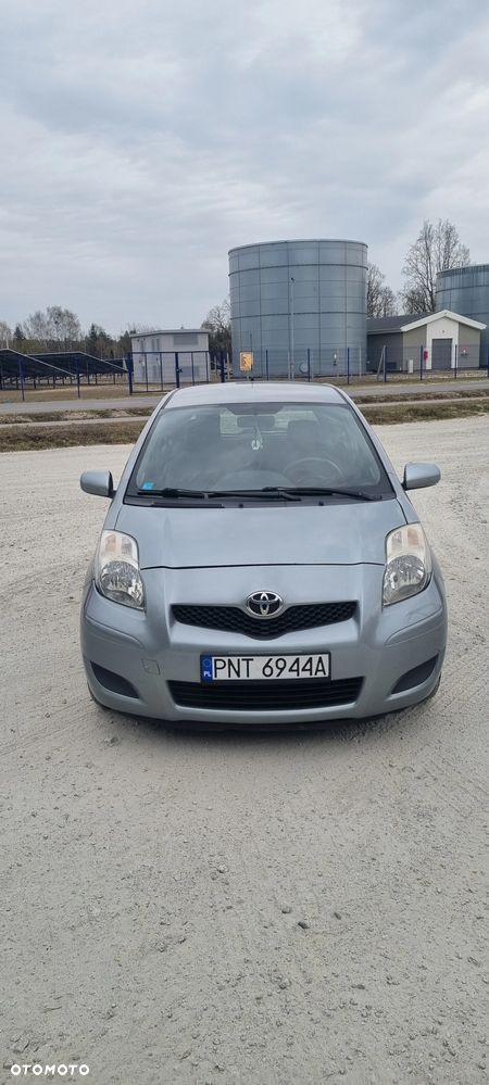 Toyota Yaris 1.33 VVT-i Life - 10