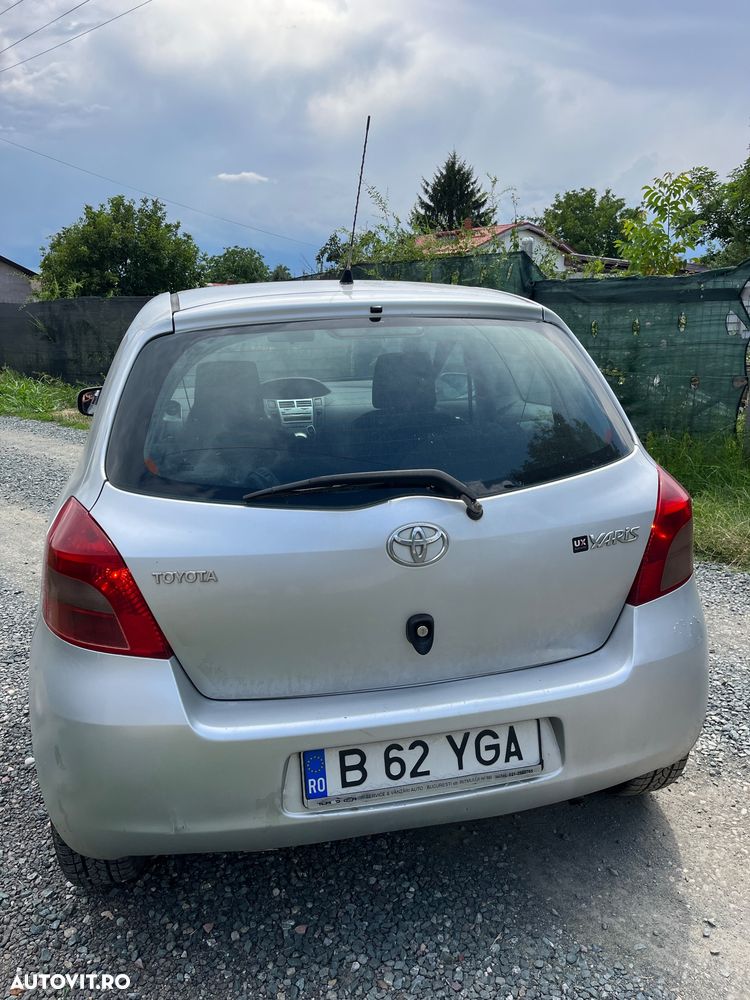 Toyota Yaris 1.0 - 2