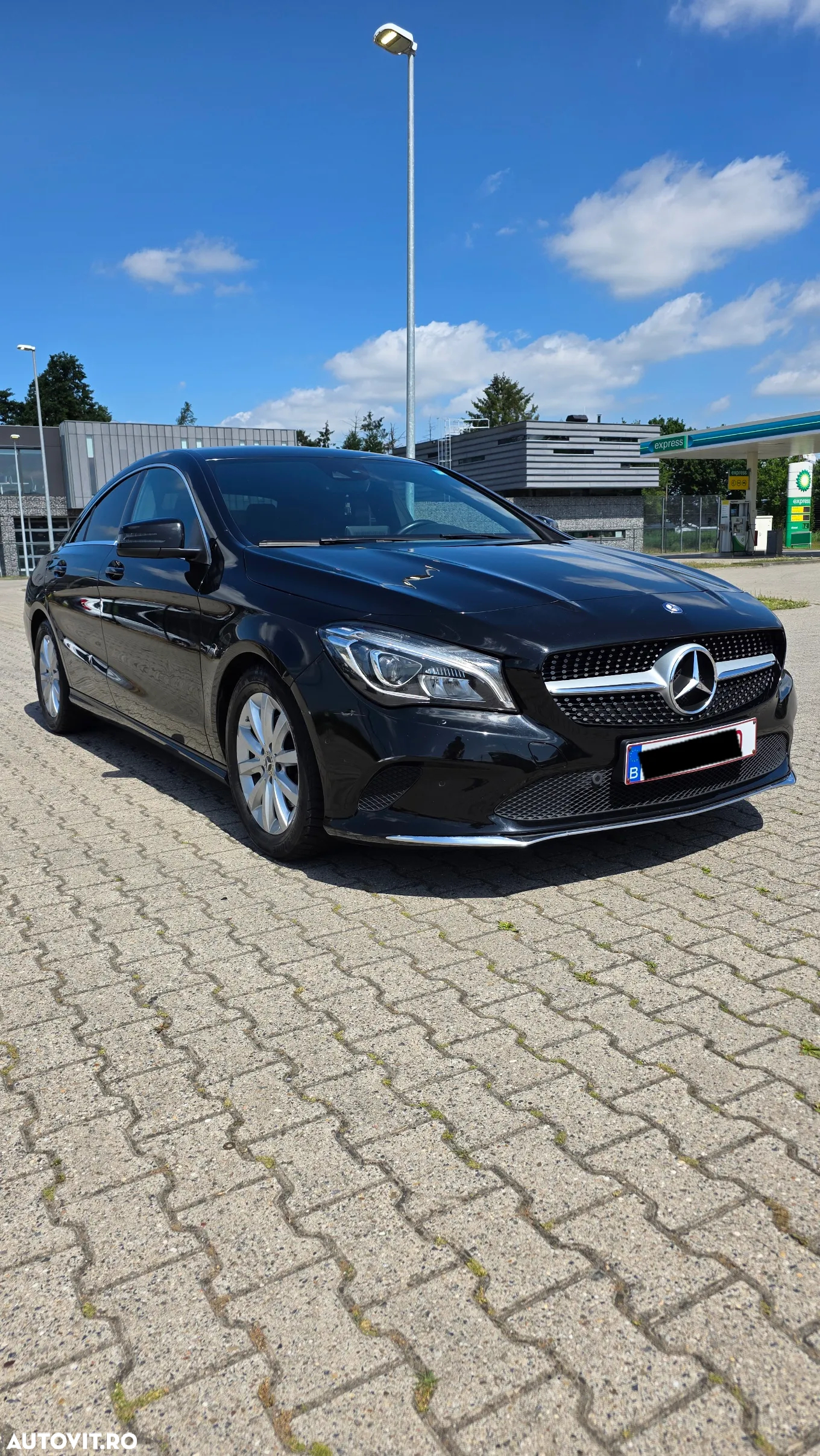 Mercedes-Benz CLA 220 (CDI) d 4Matic 7G-DCT Urban - 2