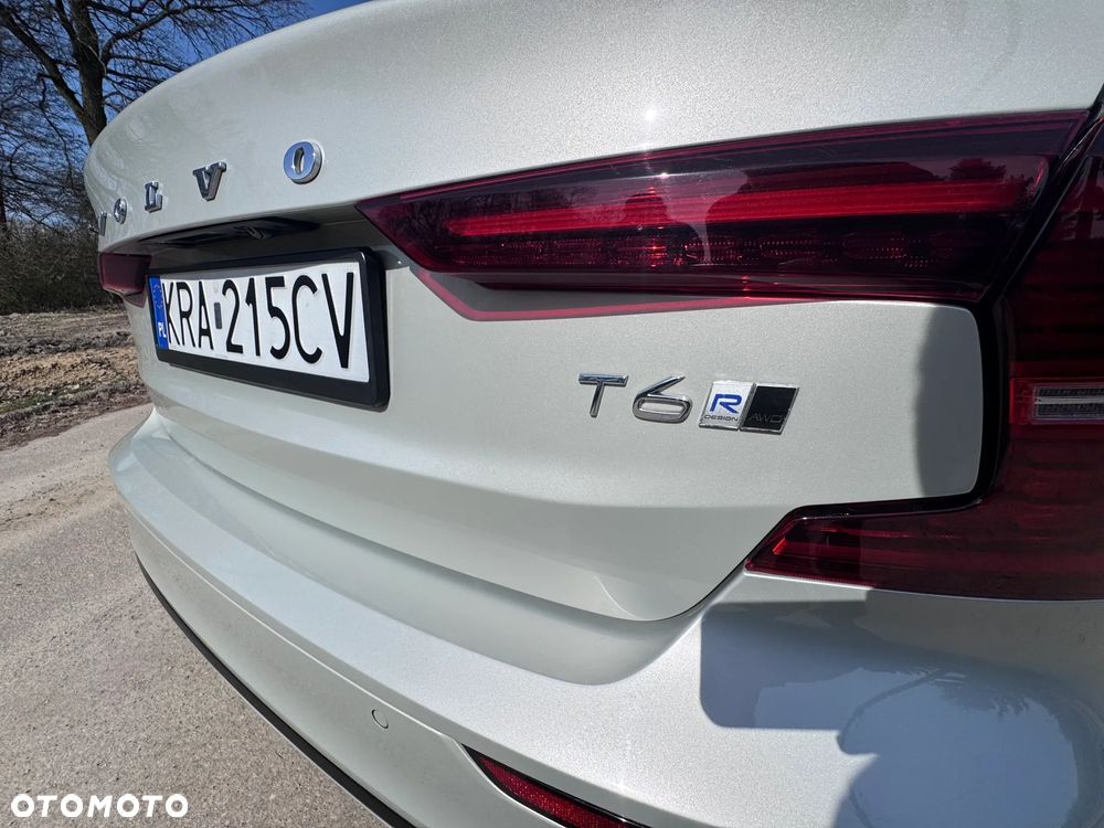 Volvo S60 T6 AWD R-Design - 19