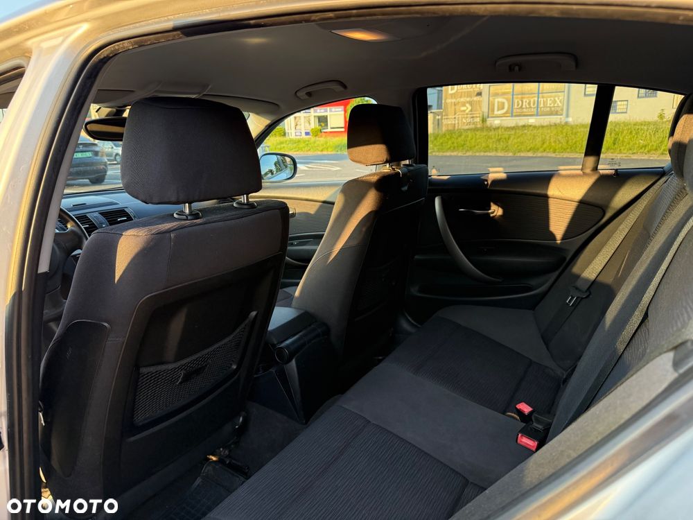 BMW Seria 1 116d - 12