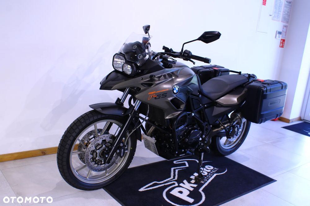 BMW F - 5