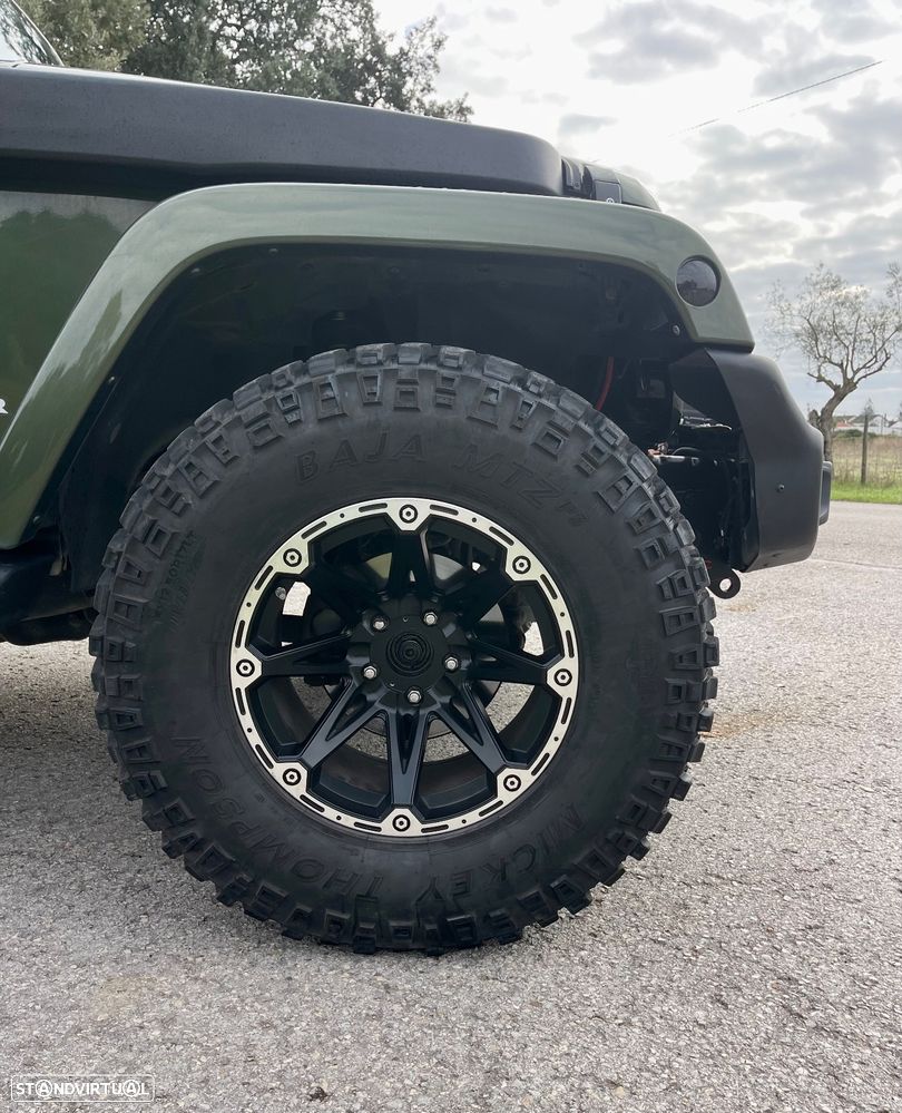 Jeep Wrangler Unlimited 2.8 CRD ATX Sahara Limited - 12