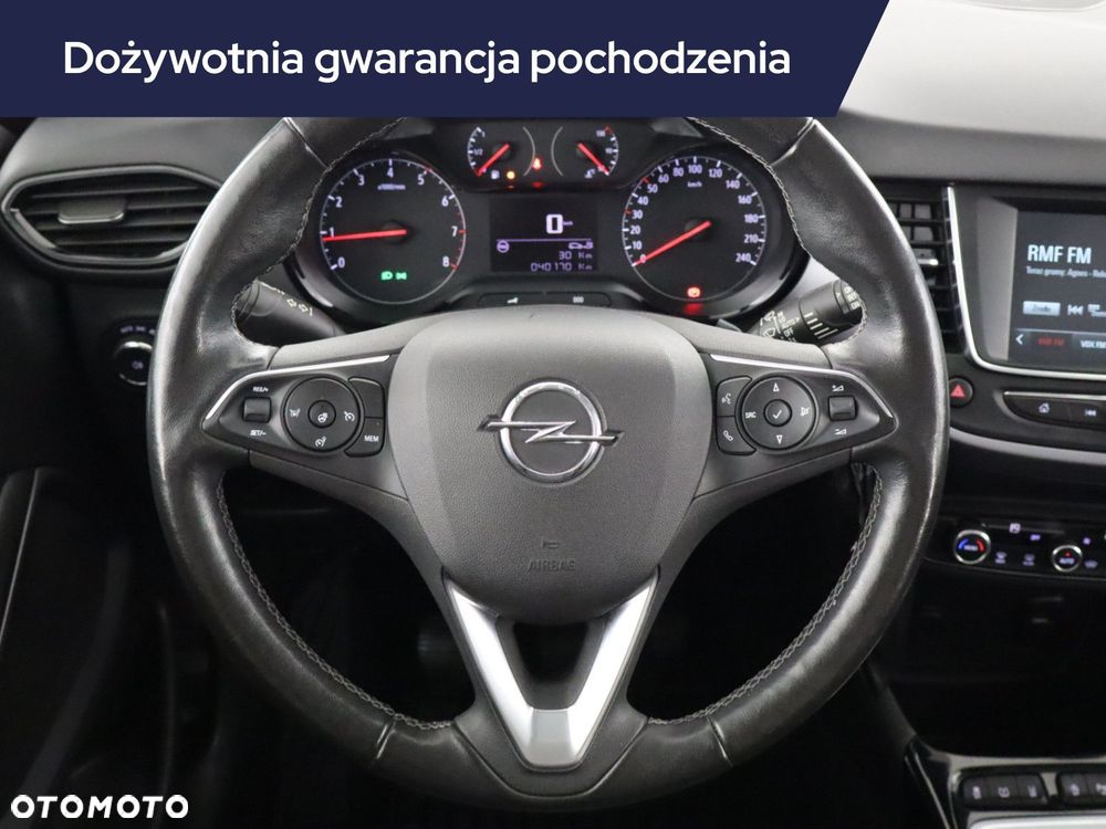 Opel Crossland X - 17