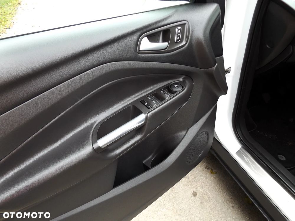 Ford Kuga 2.0 TDCi Titanium - 12