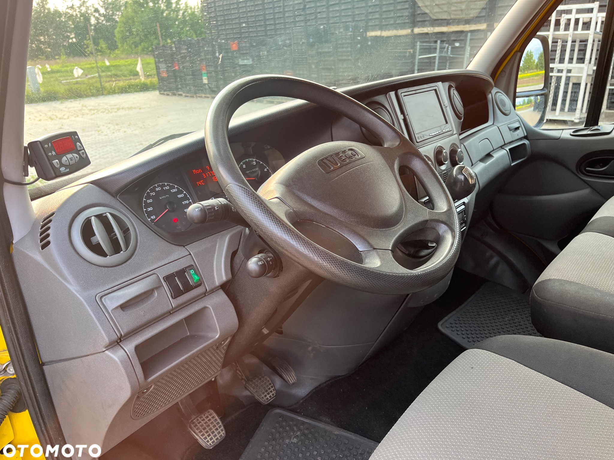 Iveco DAILY - 24