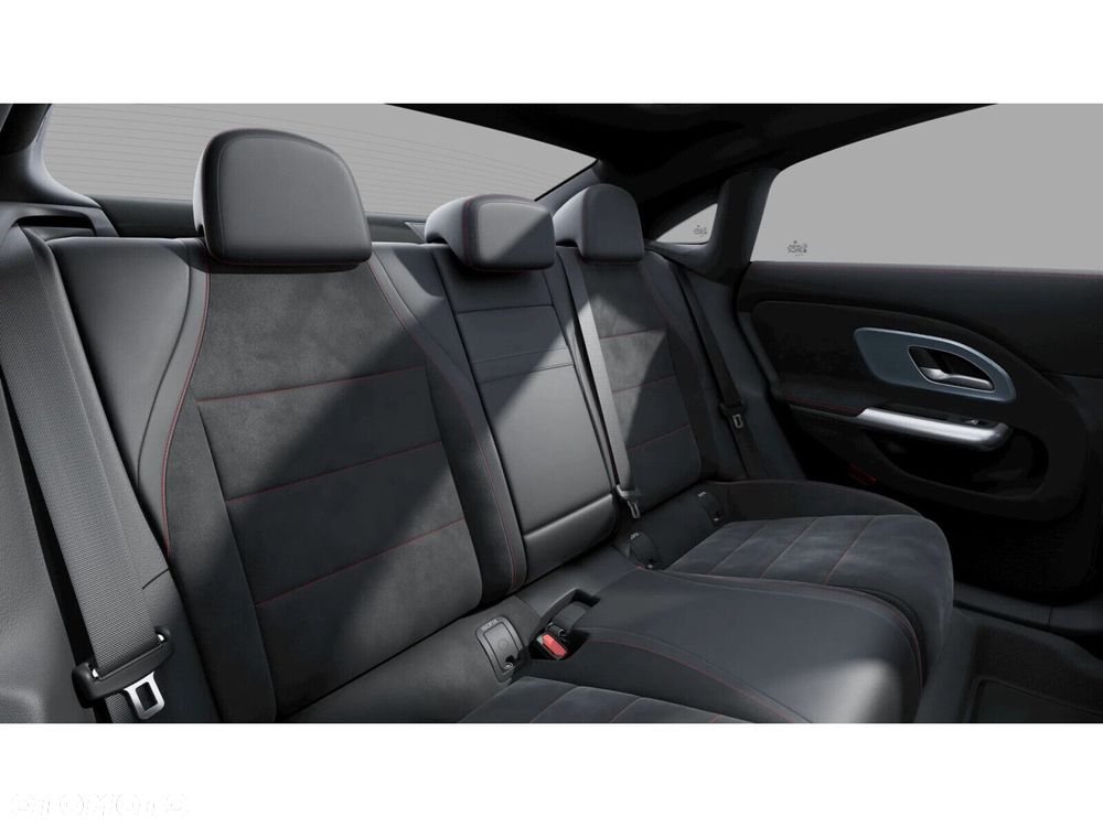 Mercedes-Benz CLA 200 mHEV 4-Matic 8G-DCT - 10