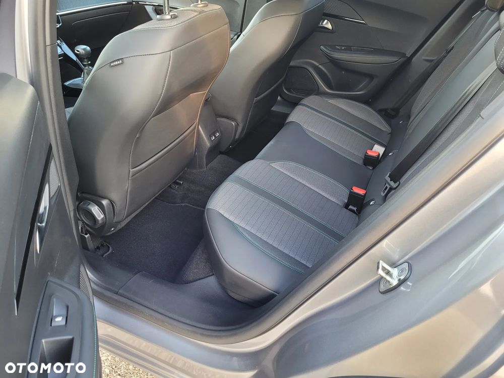 Peugeot 2008 PureTech 100 Active - 20