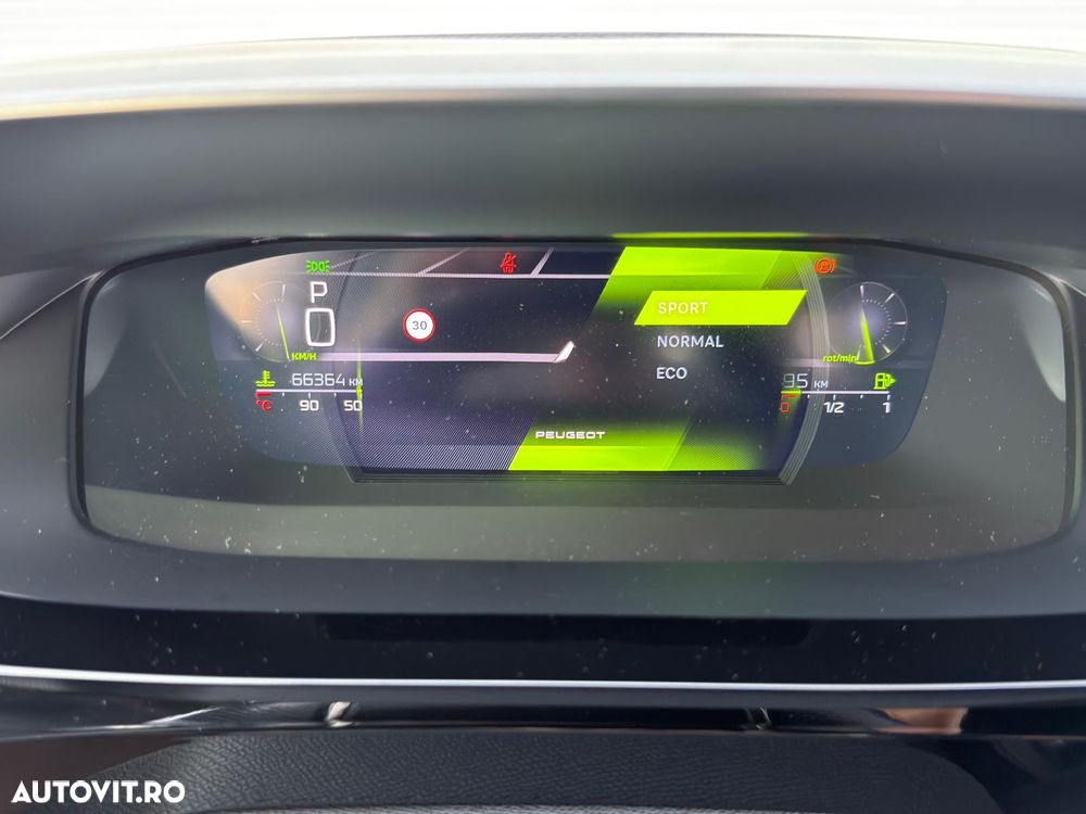 Peugeot 308 PureTech 130 GPF EAT8 Stop & Start GT - 9