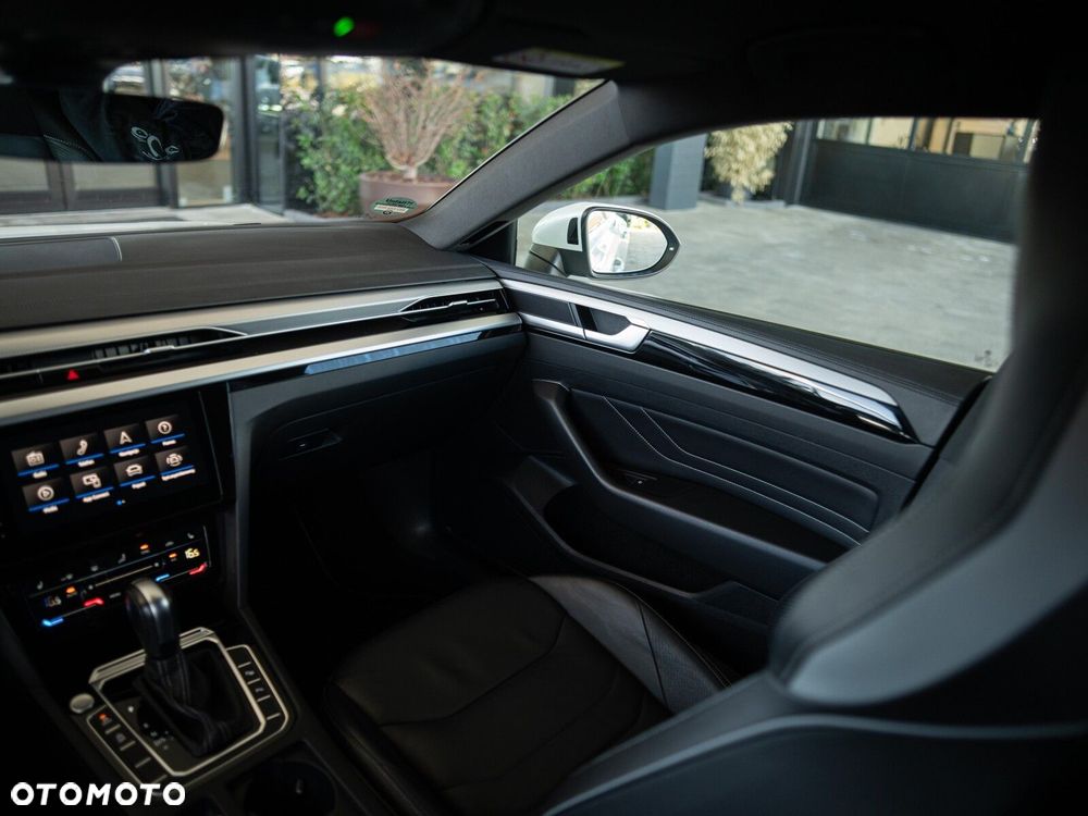 Volkswagen Arteon 2.0 TDI R-Line DSG - 19