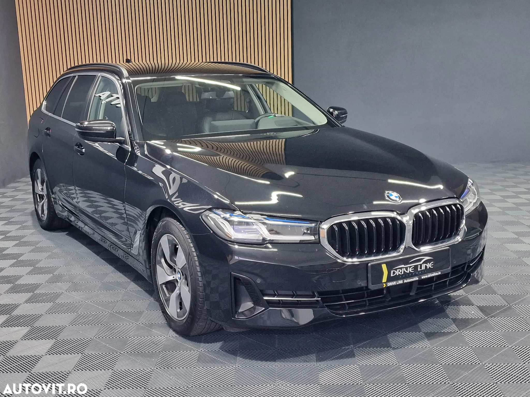BMW Seria 5 520d AT MHEV - 4