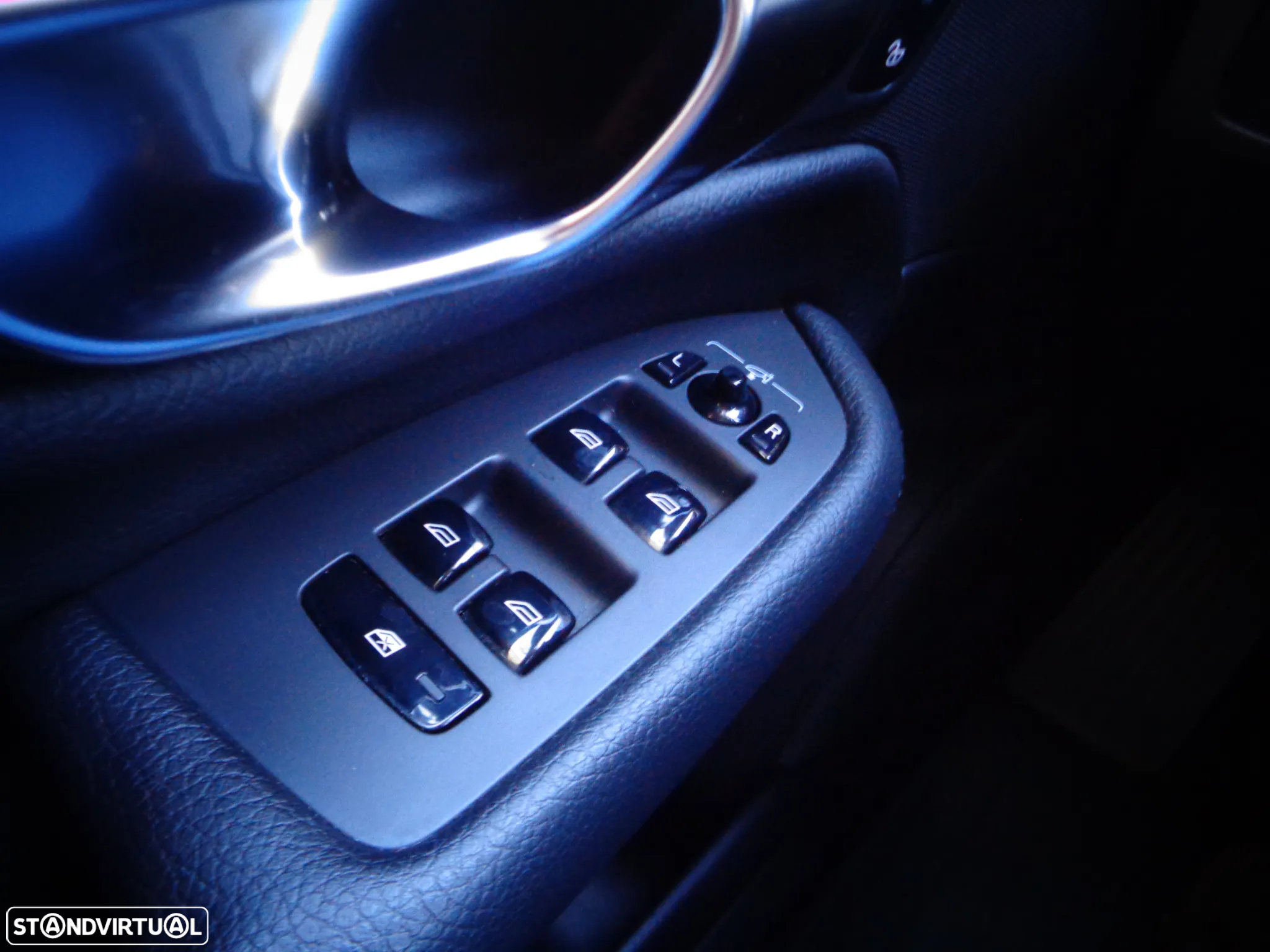 Volvo XC 90 2.0 T8 PHEV Momentum Plus AWD - 16
