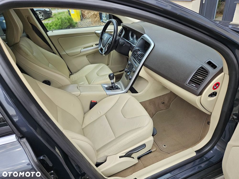 Volvo XC 60 DRIVe Summum - 11