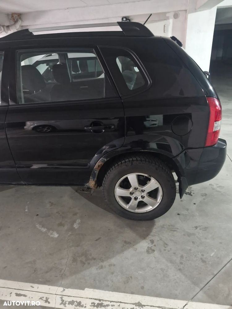 Hyundai Tucson 2.0 2WD GLS - 4