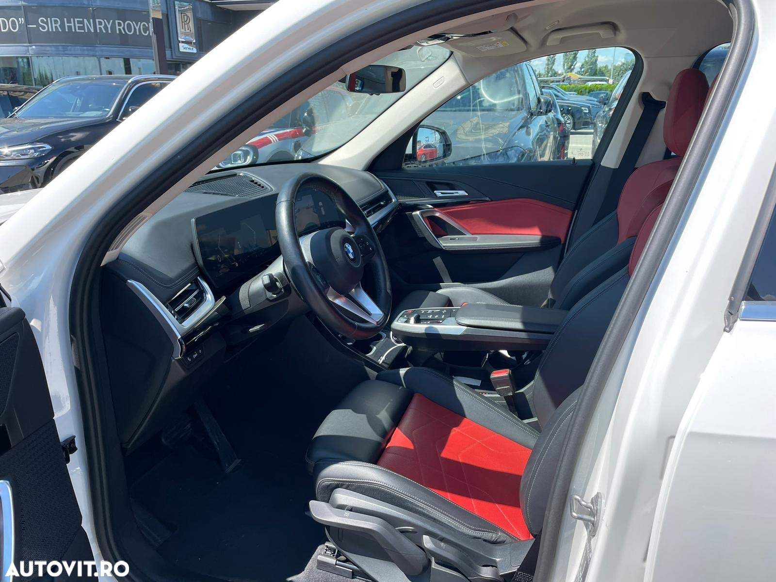 BMW X1 sDrive18i AT - 7