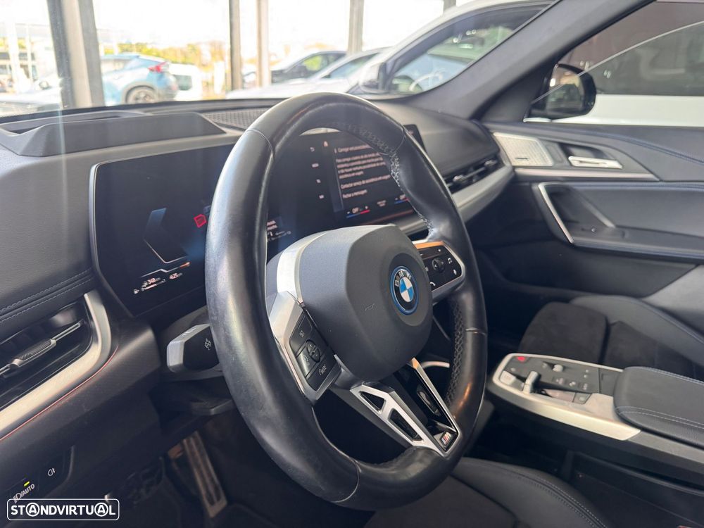 BMW X1 xDrive25e Aut. M Sport Pack — fotografia 19