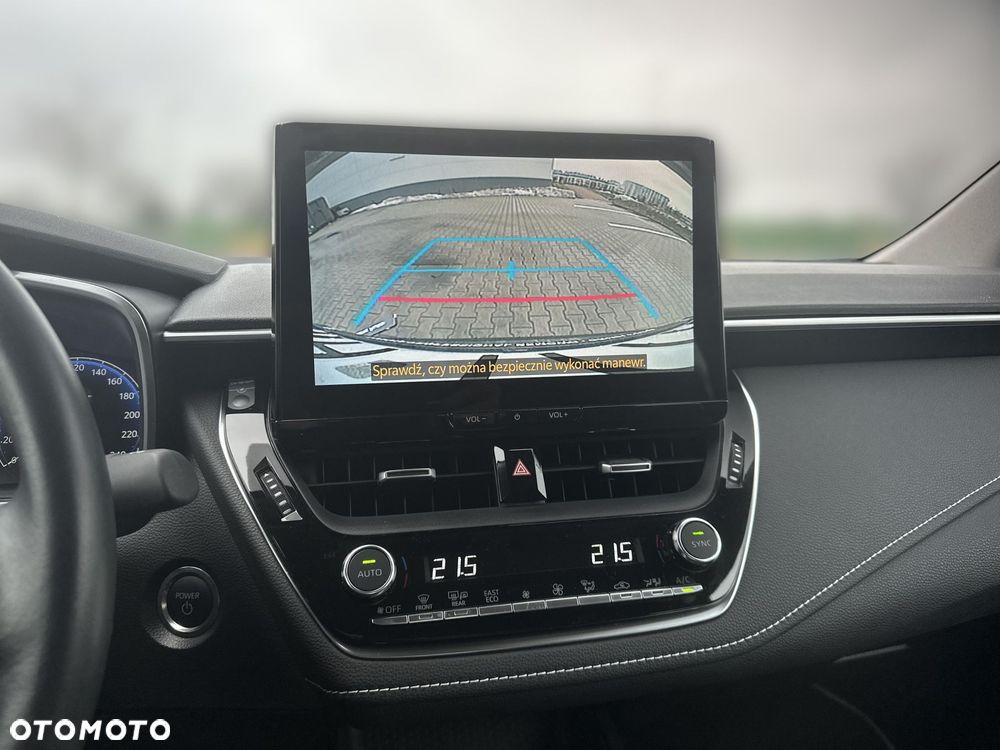 Toyota Corolla 1.8 Hybrid Comfort - 17