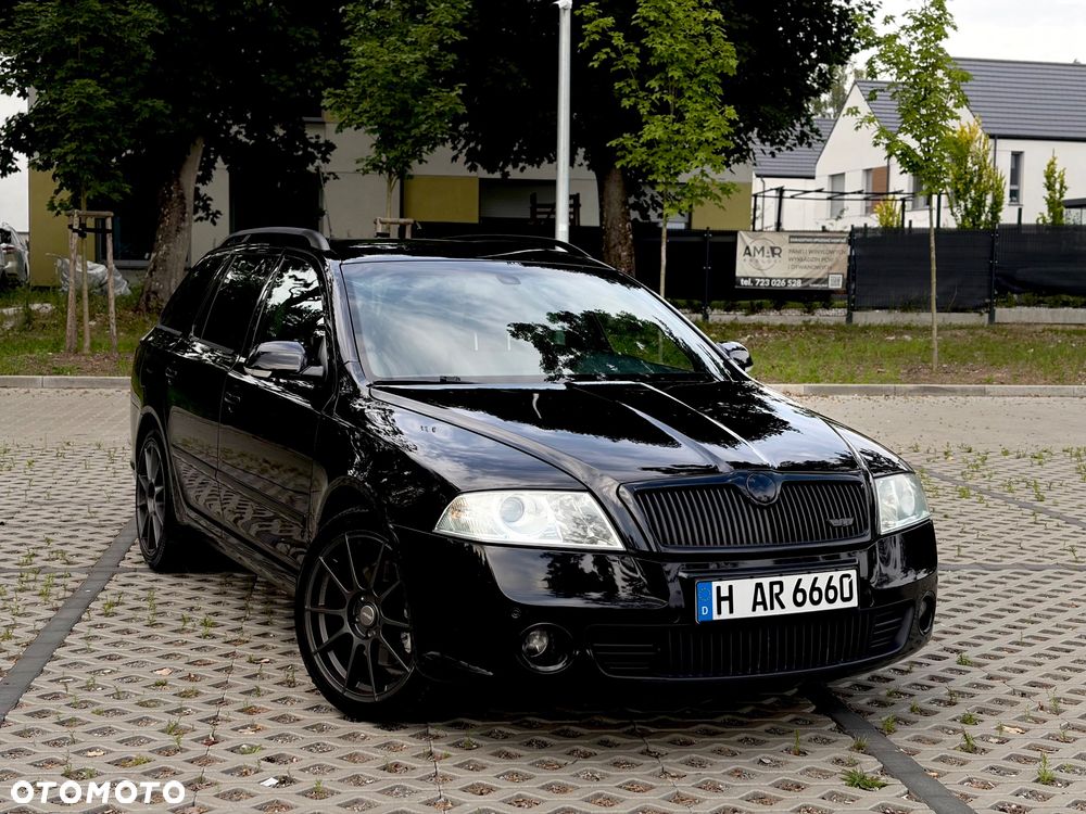 Skoda Octavia 2.0 TDI CR DPF RS - 8