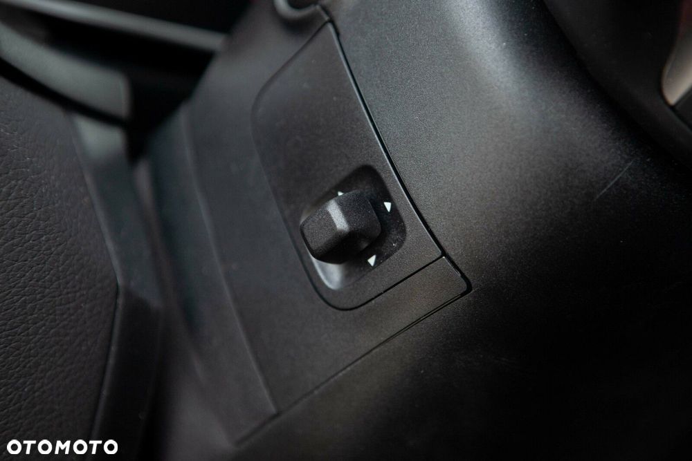 Mercedes-Benz GLC - 23