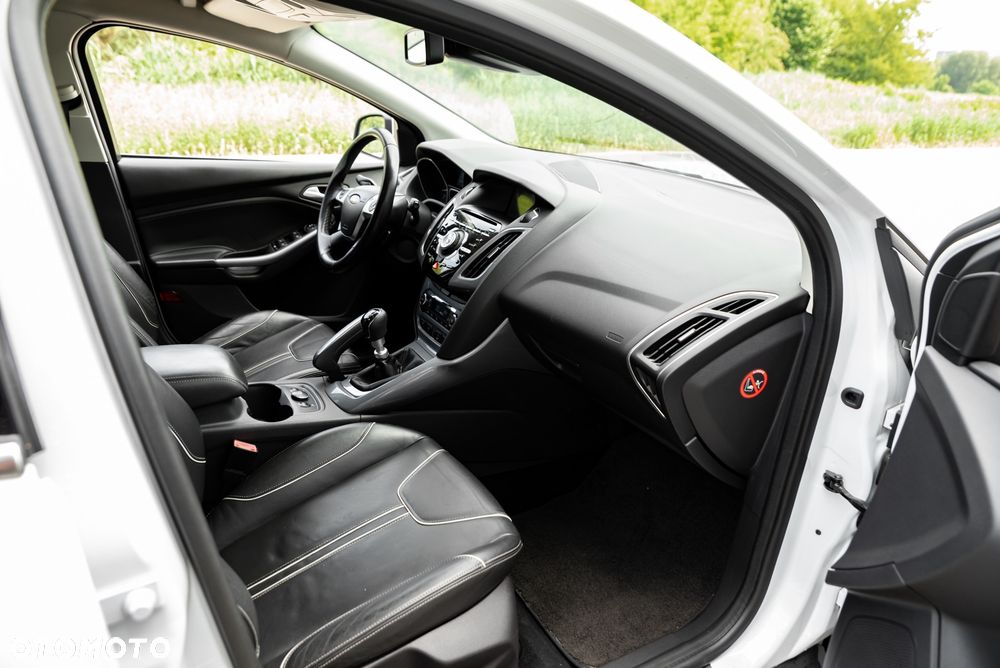 Ford Focus 1.6 EcoBoost Start-Stopp-System Titanium - 23