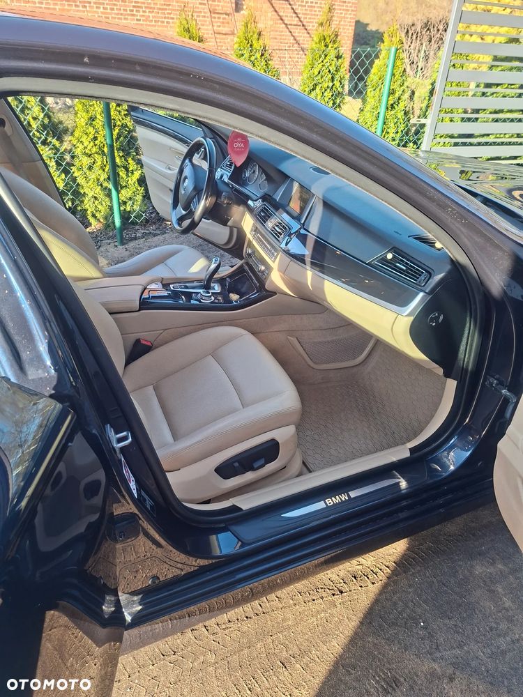 BMW Seria 5 520d xDrive - 8