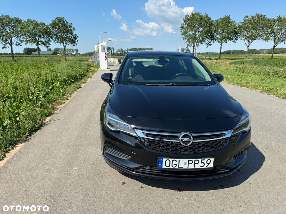 Opel Astra 1.6 CDTI Essentia - 10