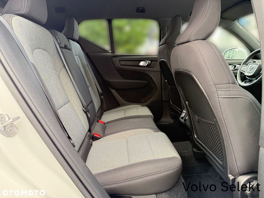 Volvo XC 40 - 29