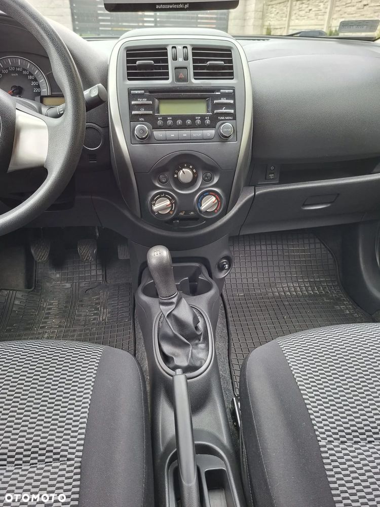 Dacia Sandero 1.0 SCe Laureate - 11
