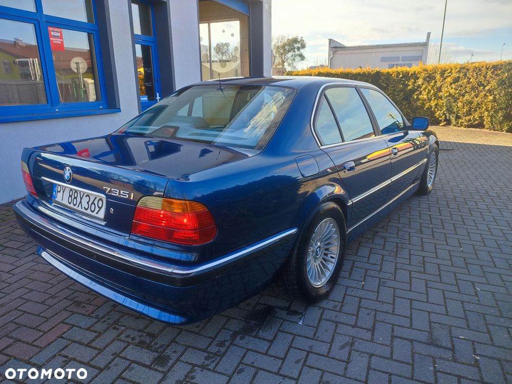 BMW Seria 7 - 8