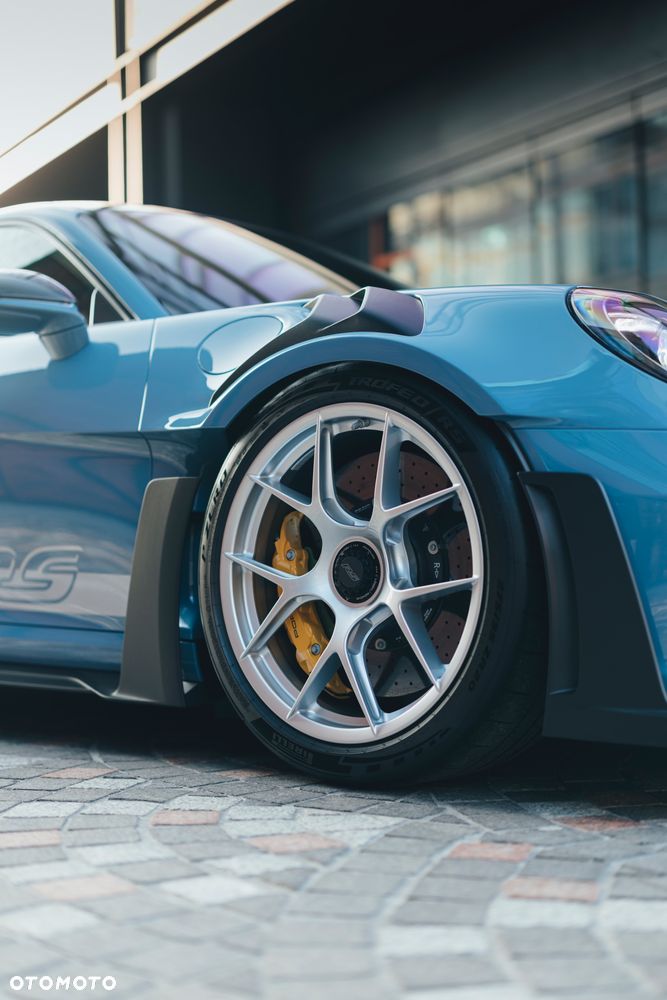 Porsche 911 GT3 RS - 24