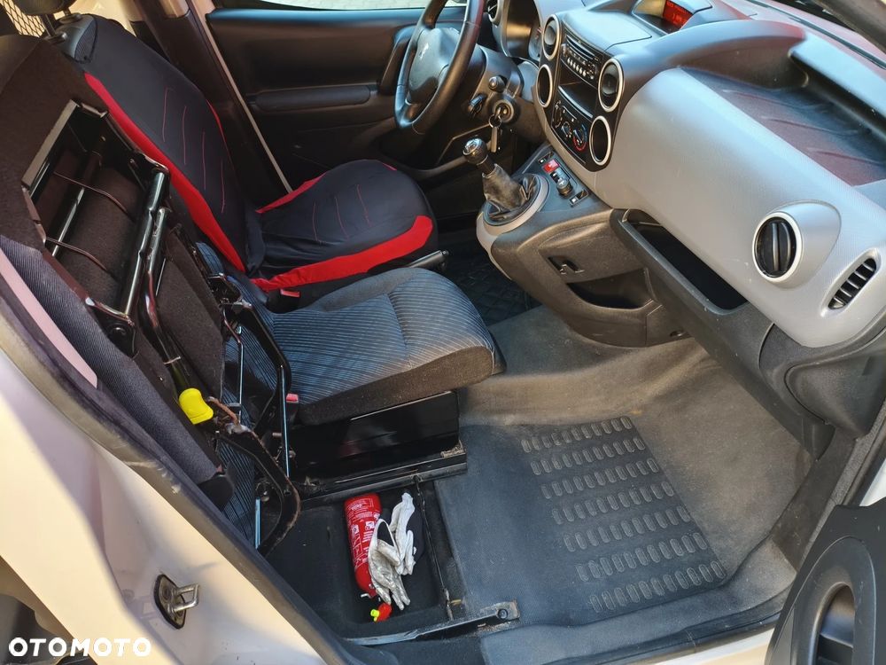 Peugeot Partner - 27