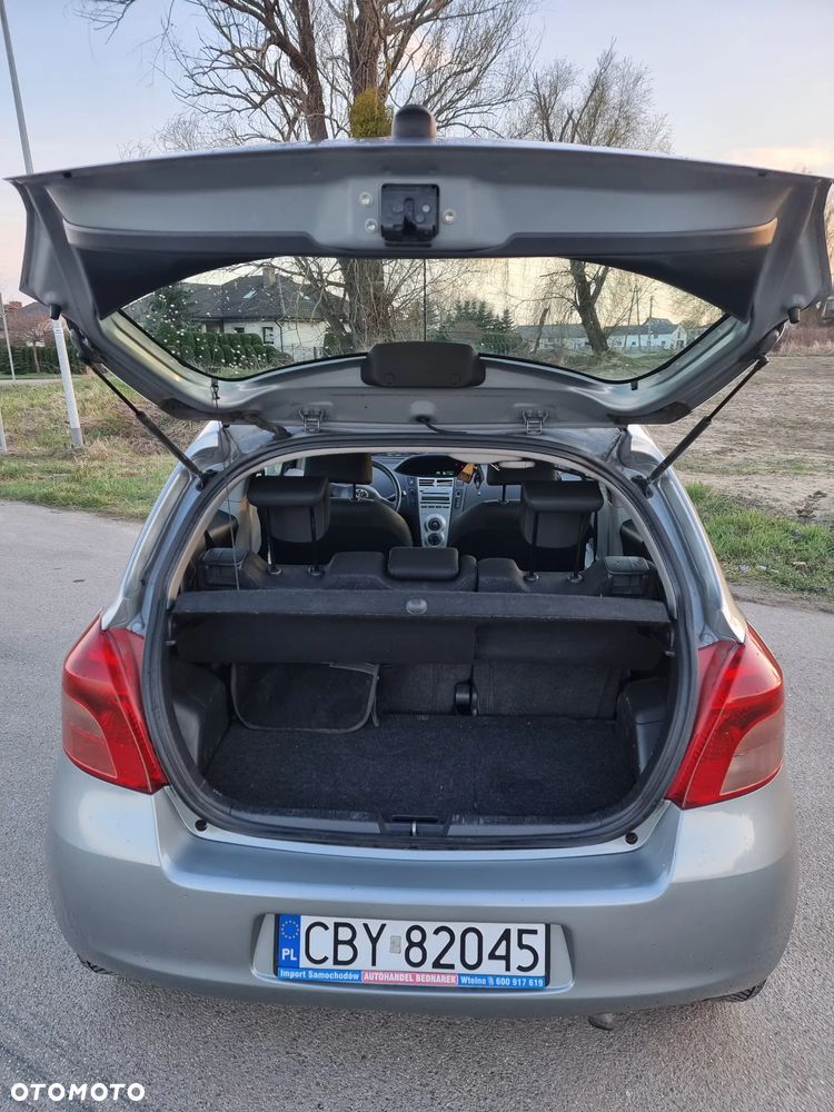 Toyota Yaris 1.0 VVT-i - 16