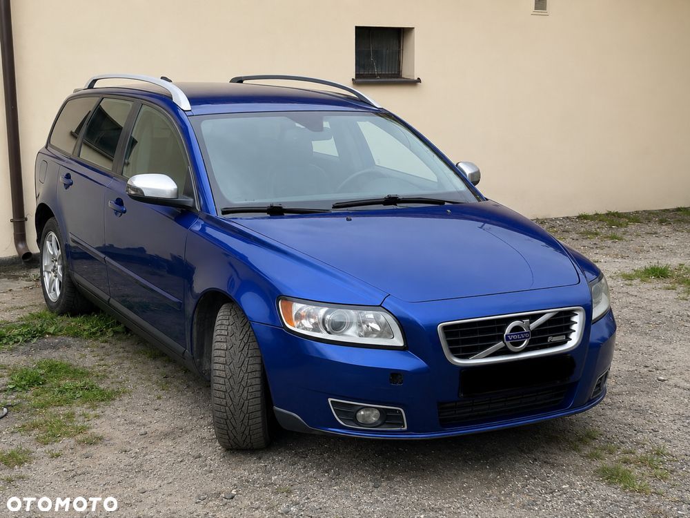 Volvo V50 - 1