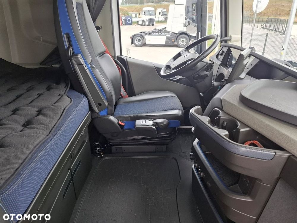 Volvo FH 460KM TC ADR - 12