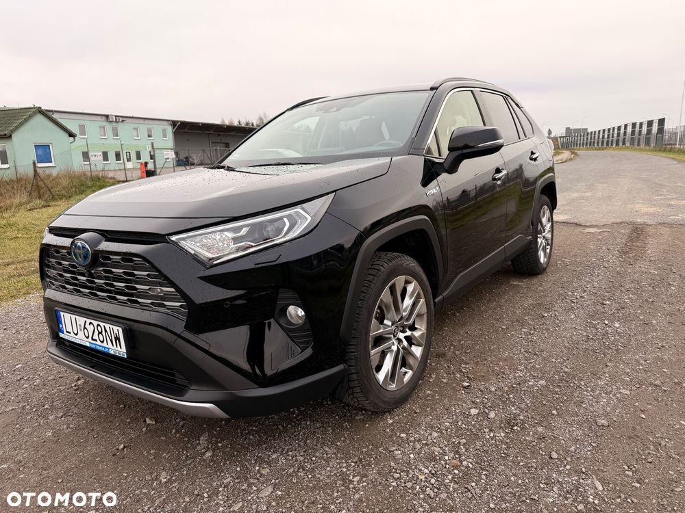Toyota RAV4 - 1