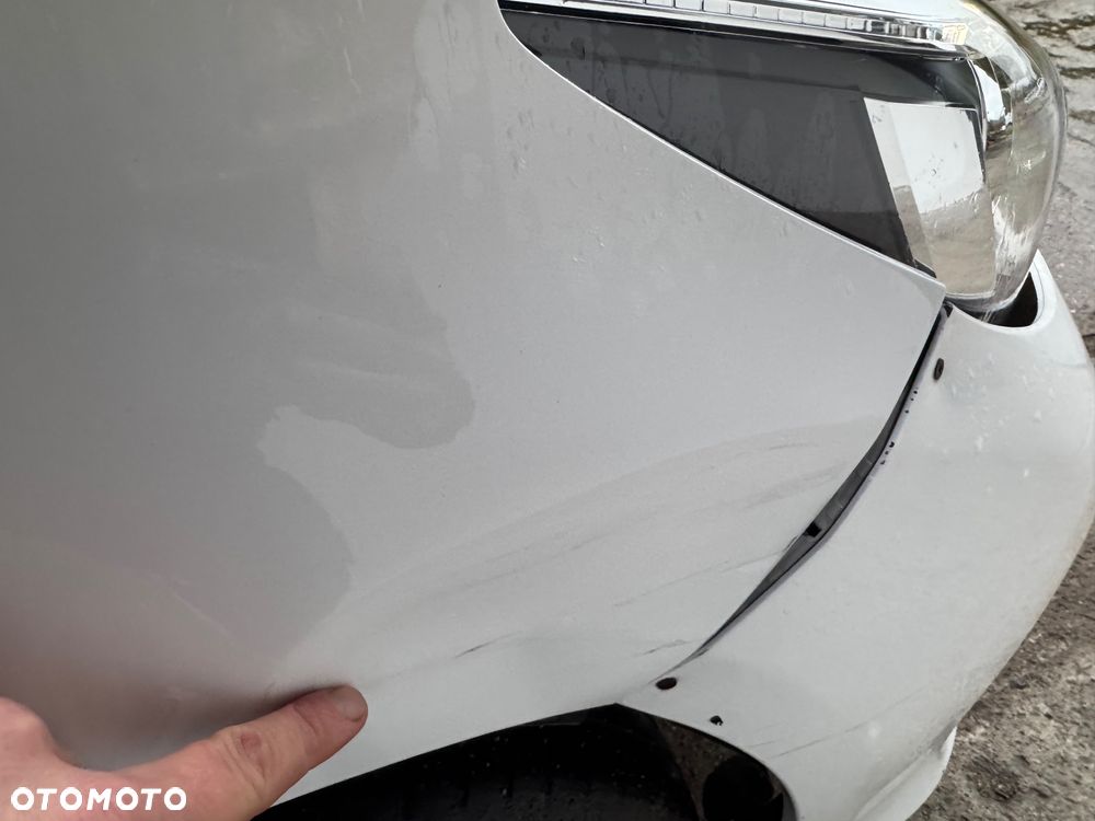 Toyota Yaris Hybrid 100 Premium - 31