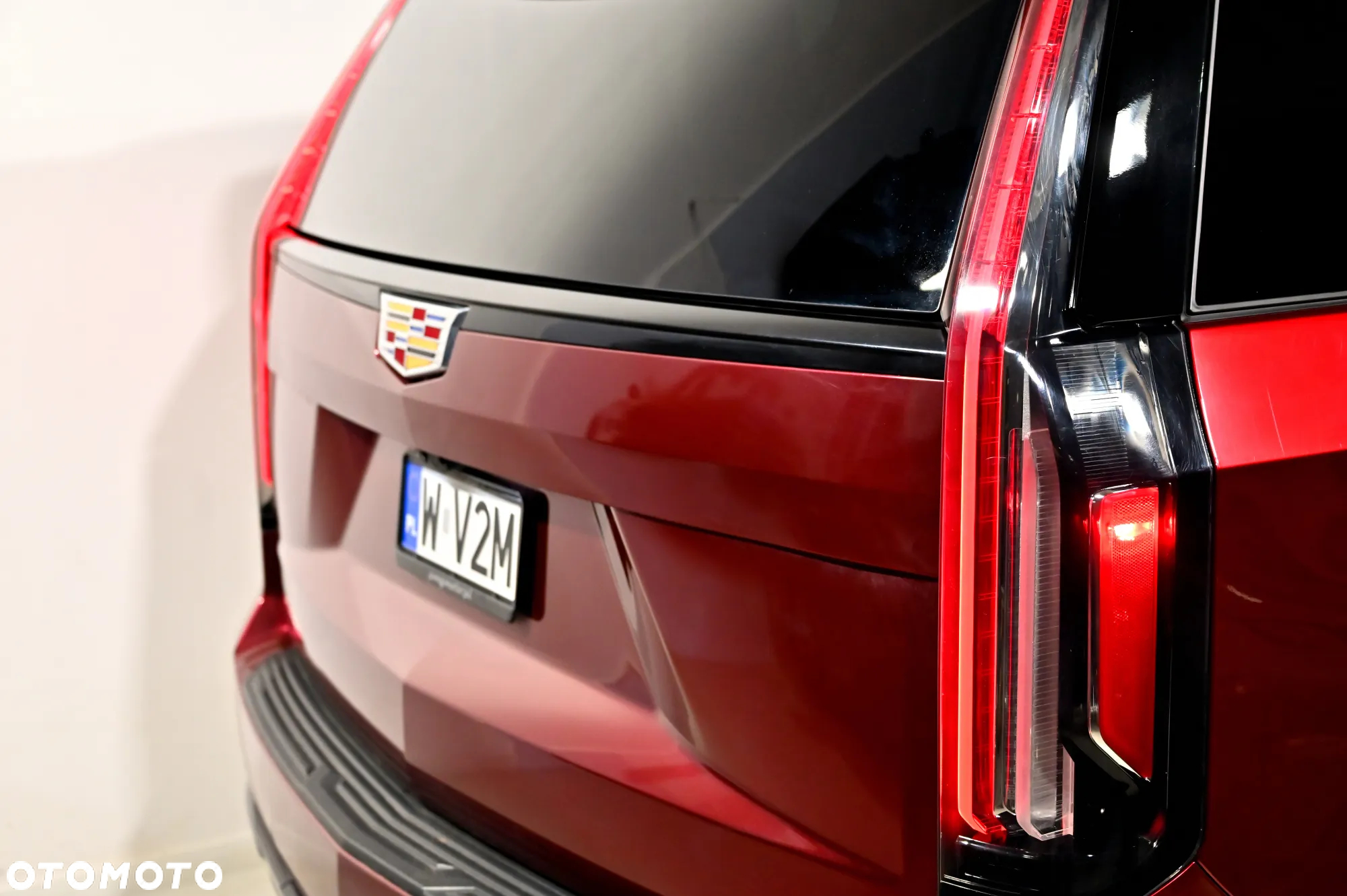 Cadillac Escalade - 15