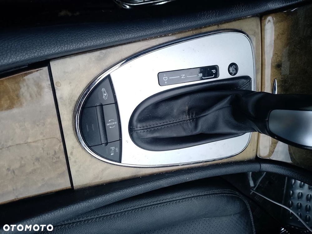 Mercedes-Benz Klasa E 500 Avantgarde Sport Edition AMG - 3