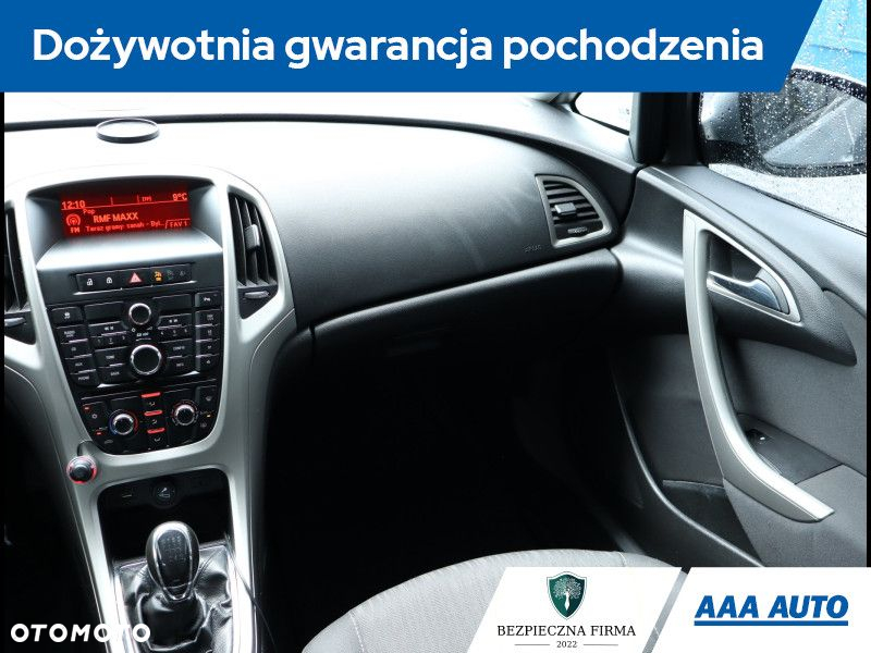 Opel Astra - 9