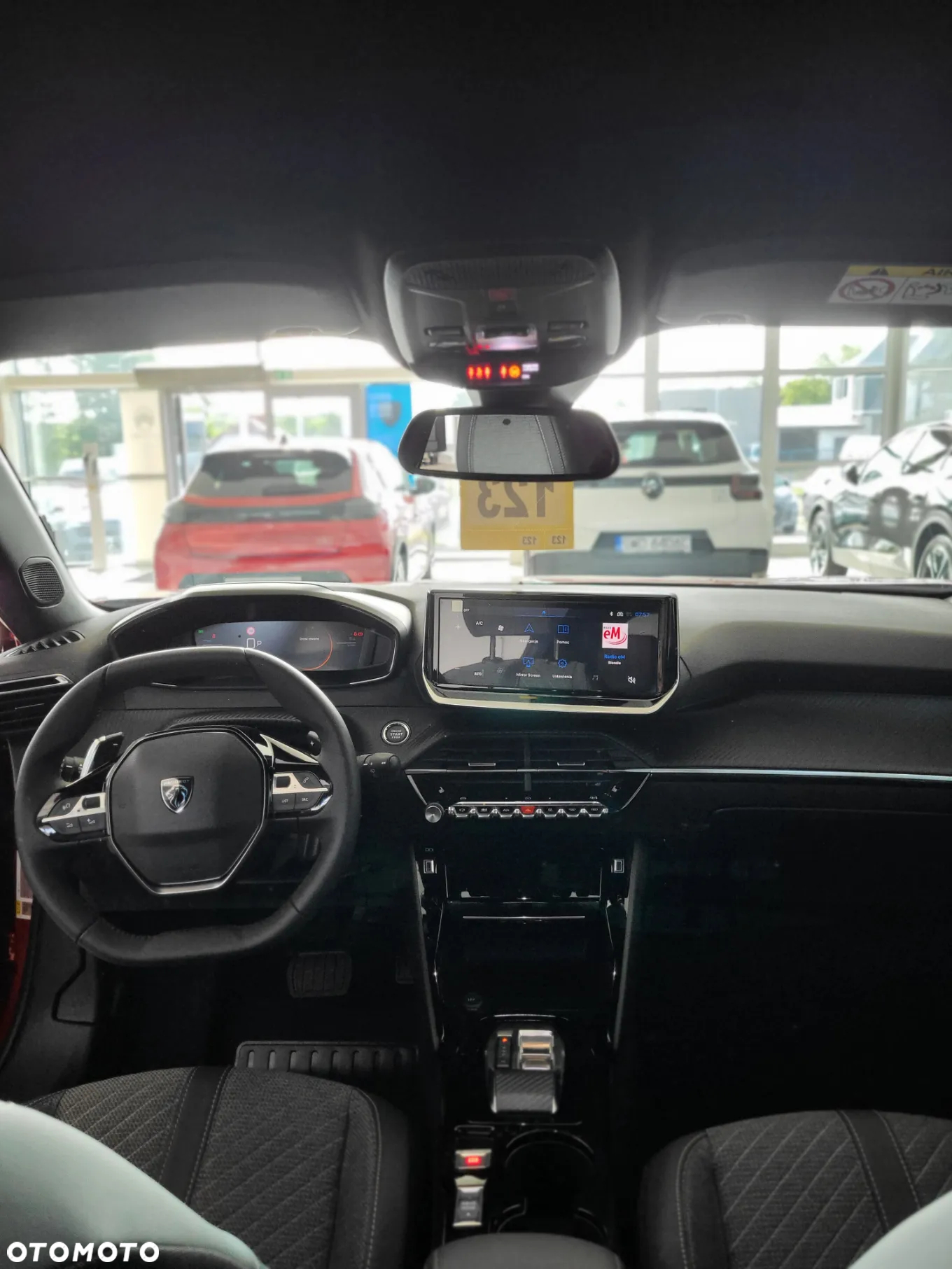 Peugeot 2008 1.2 PureTech Allure S&S EAT8 - 7