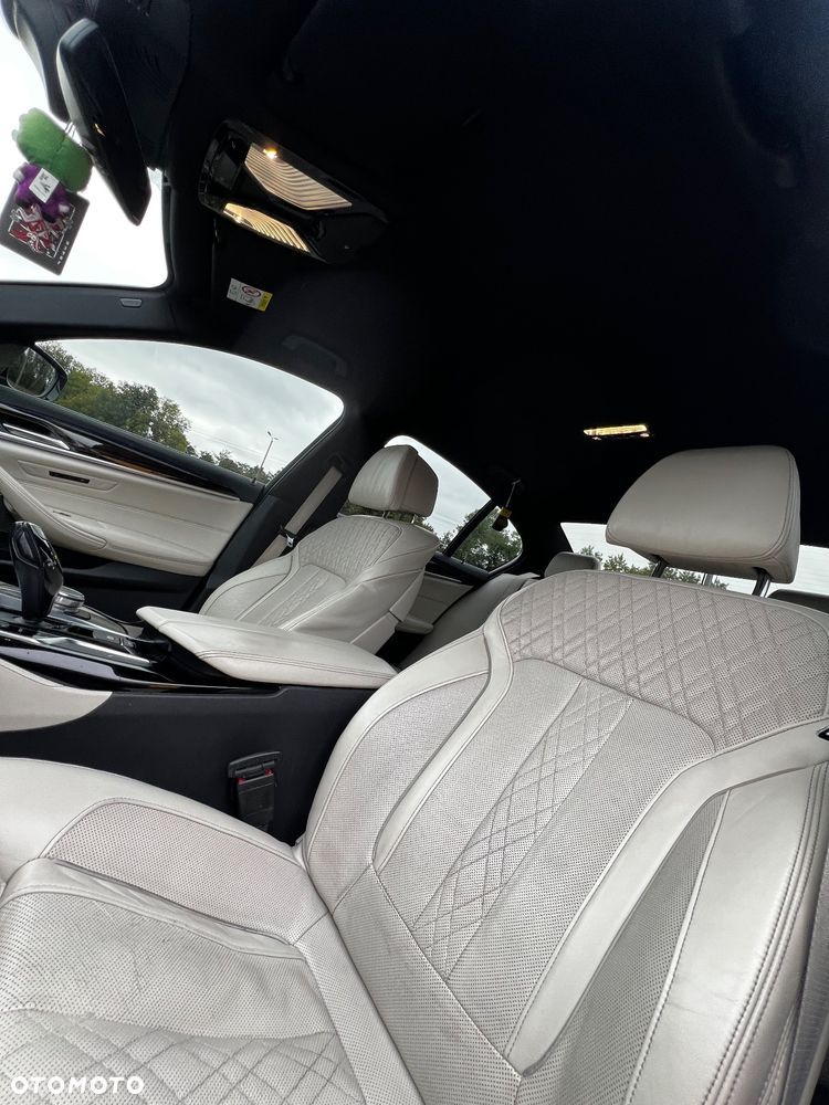 BMW Seria 5 520d xDrive M Sport sport - 19