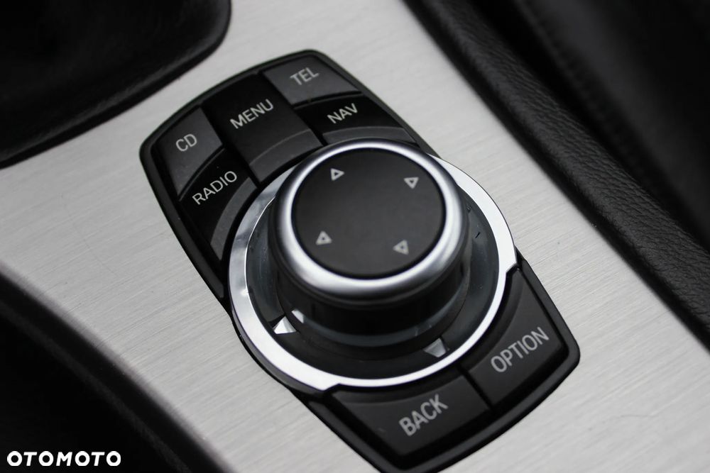 BMW Seria 3 318i Edition Lifestyle - 33