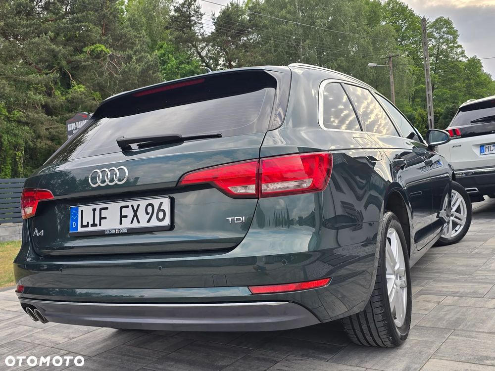 Audi A4 Avant 2.0 TDI S tronic - 12