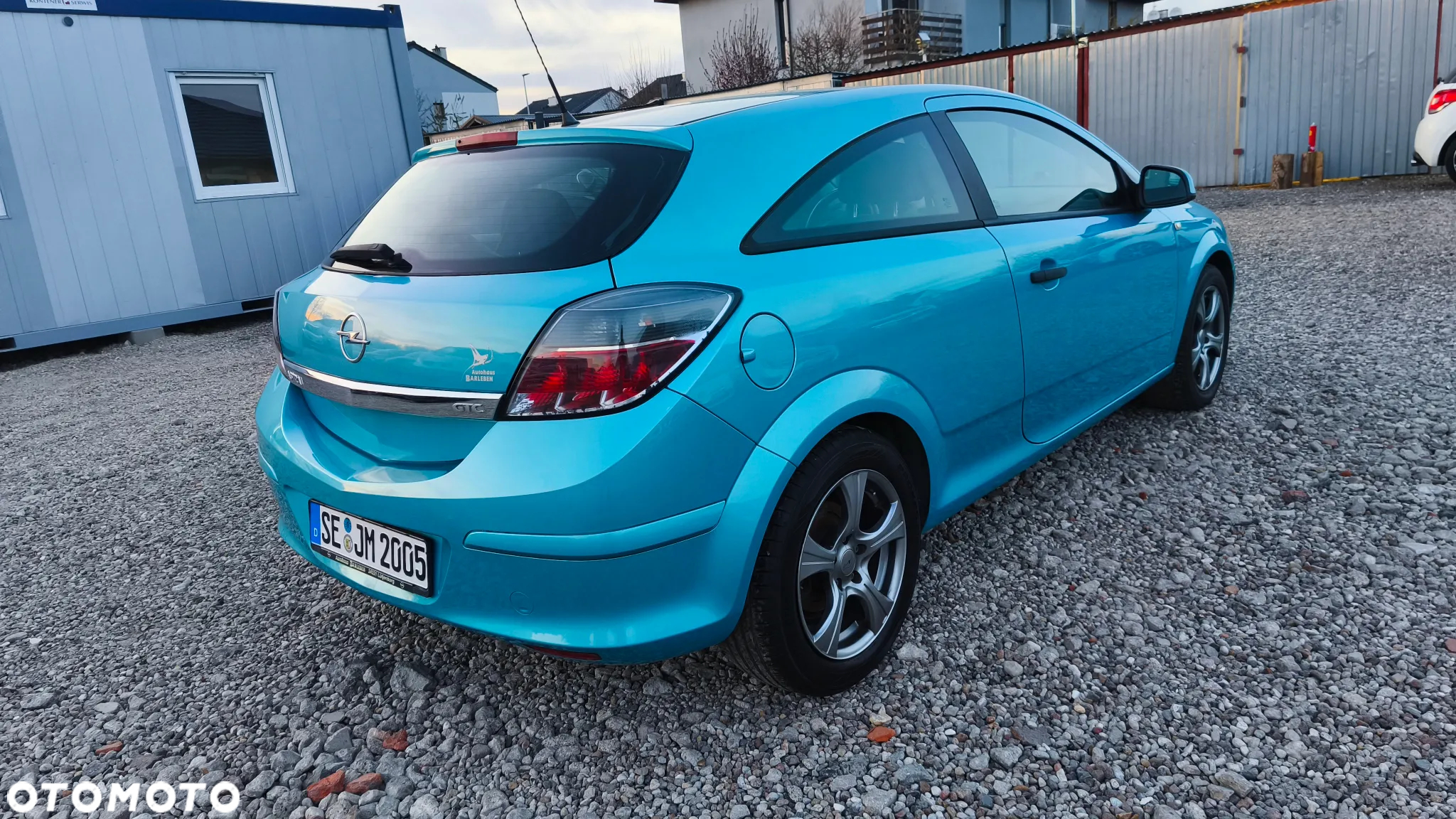 Opel Astra GTC 1.6 - 7