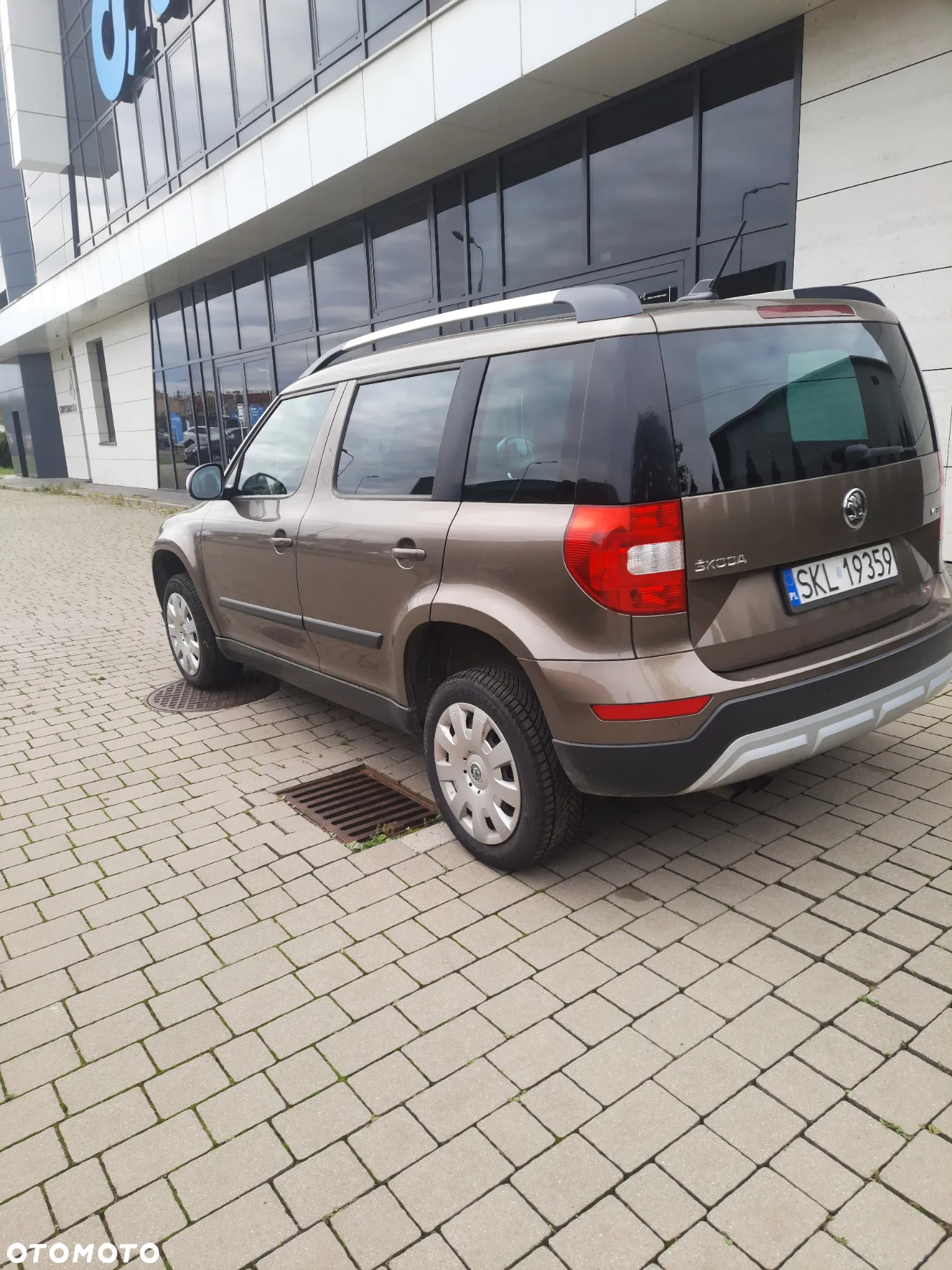 Skoda Yeti Outdoor 2.0 TDI DPF 4x4 Elegance - 3