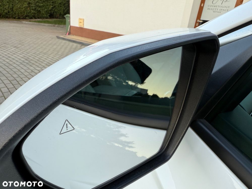 Hyundai Tucson 1.6 T-GDi 48V-Hybrid 4WD DCT Trend - 27