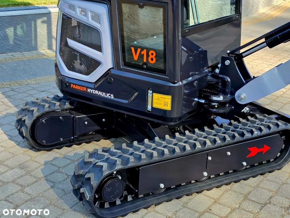 Inny Nowa minikoparka VORQ V18 - KUBOTA D722 , 3 łyżki w zestawie - 24