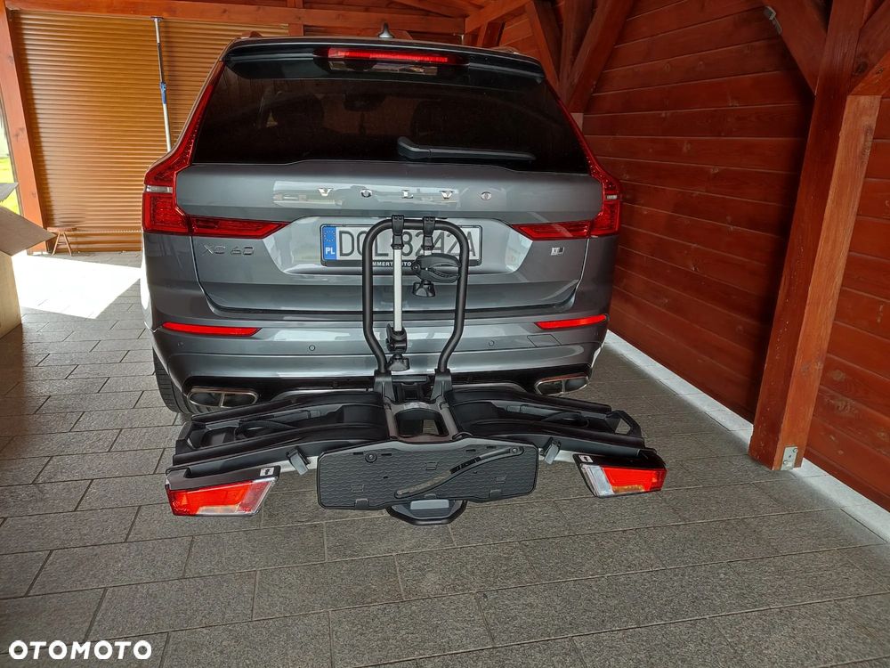 Volvo XC 60 D5 AWD Geartronic RDesign - 32