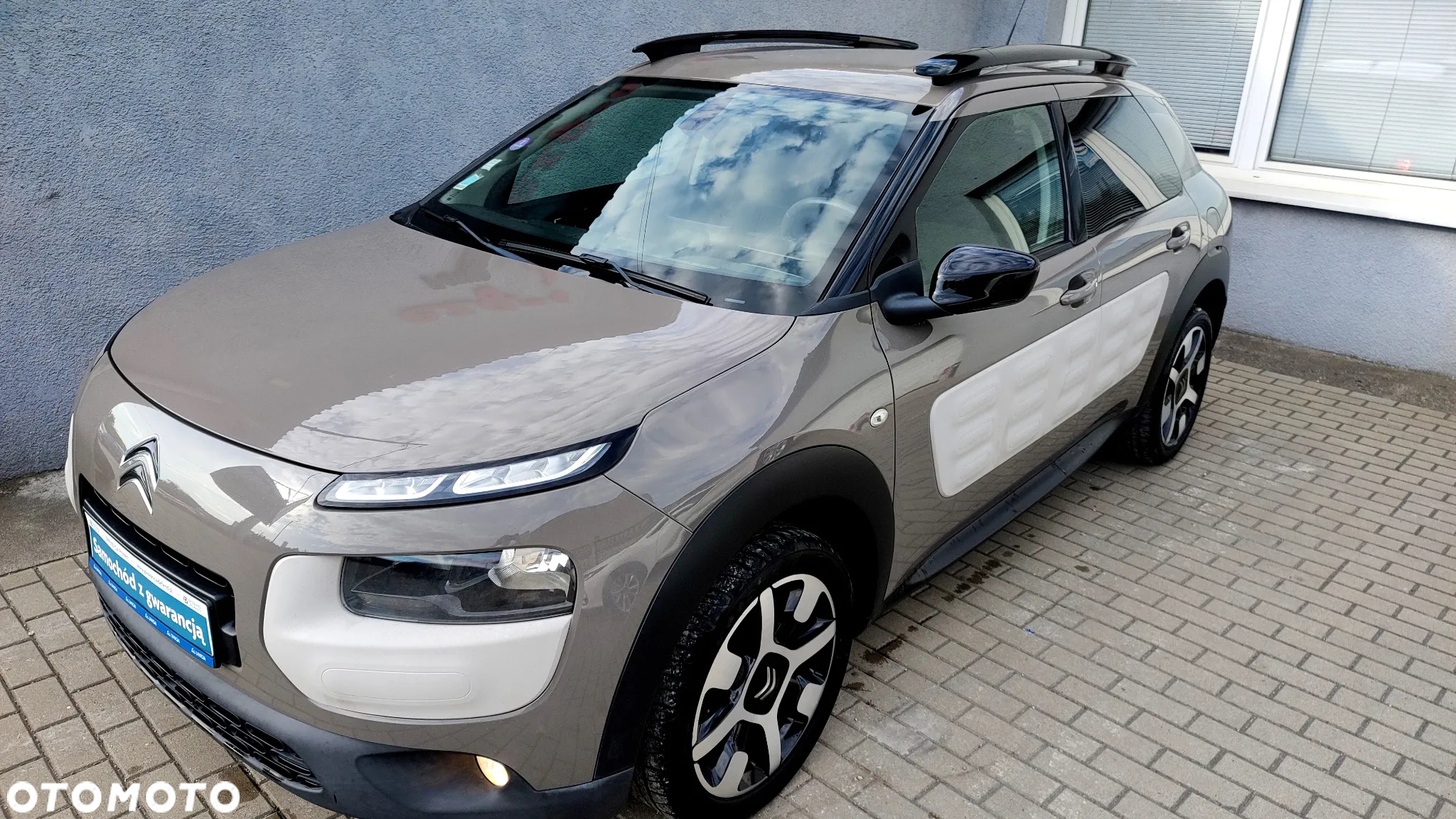 Citroën C4 Cactus 1.2 PureTech Shine - 6